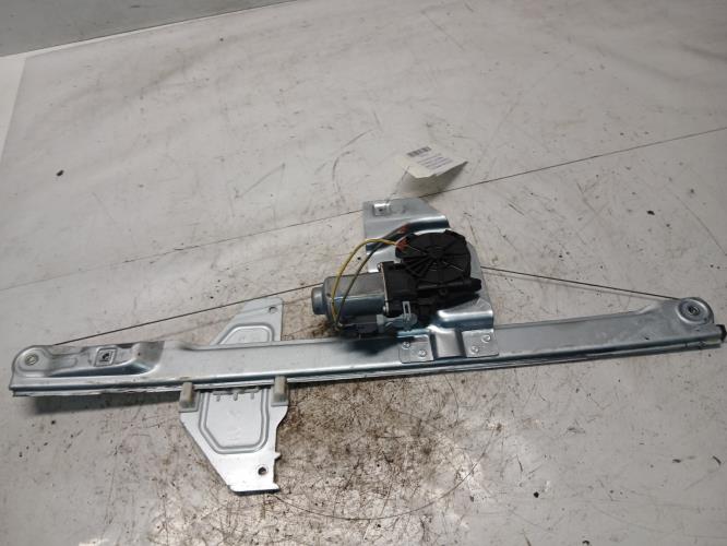 Leve vitre electrique avant...