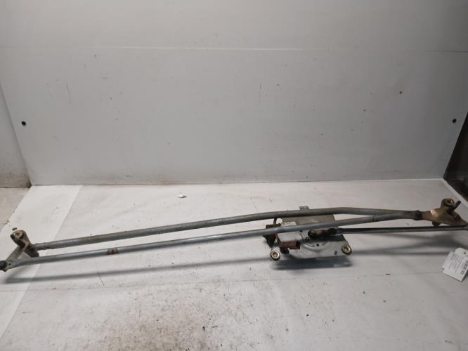 Moteur essuie glace avant -...