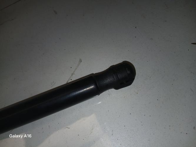 Verin de capot - VOLKSWAGEN...