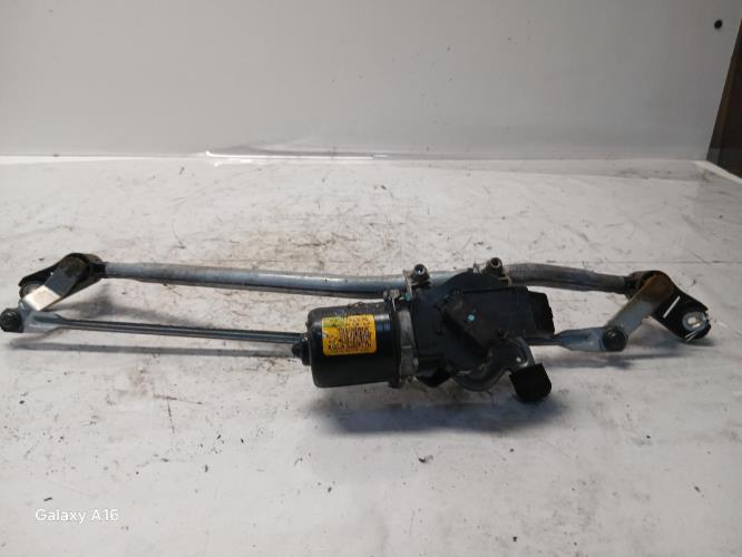 Moteur essuie glace avant -...