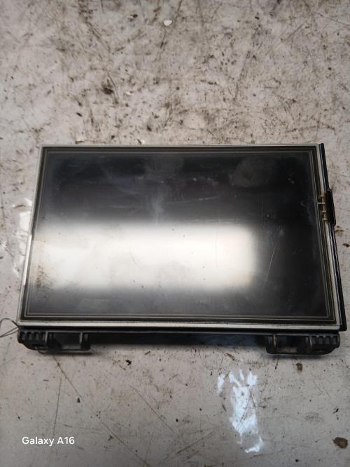 Ecran GPS - PEUGEOT 208 1...