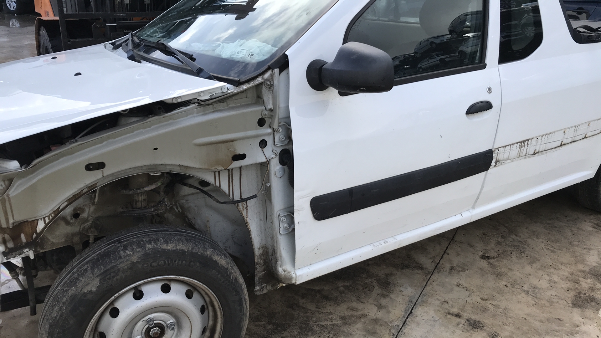Image DACIA LOGAN 1