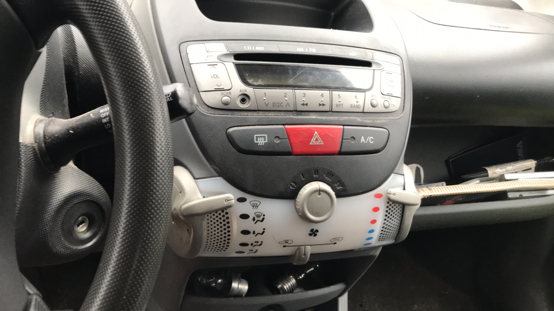 Image PEUGEOT 107
