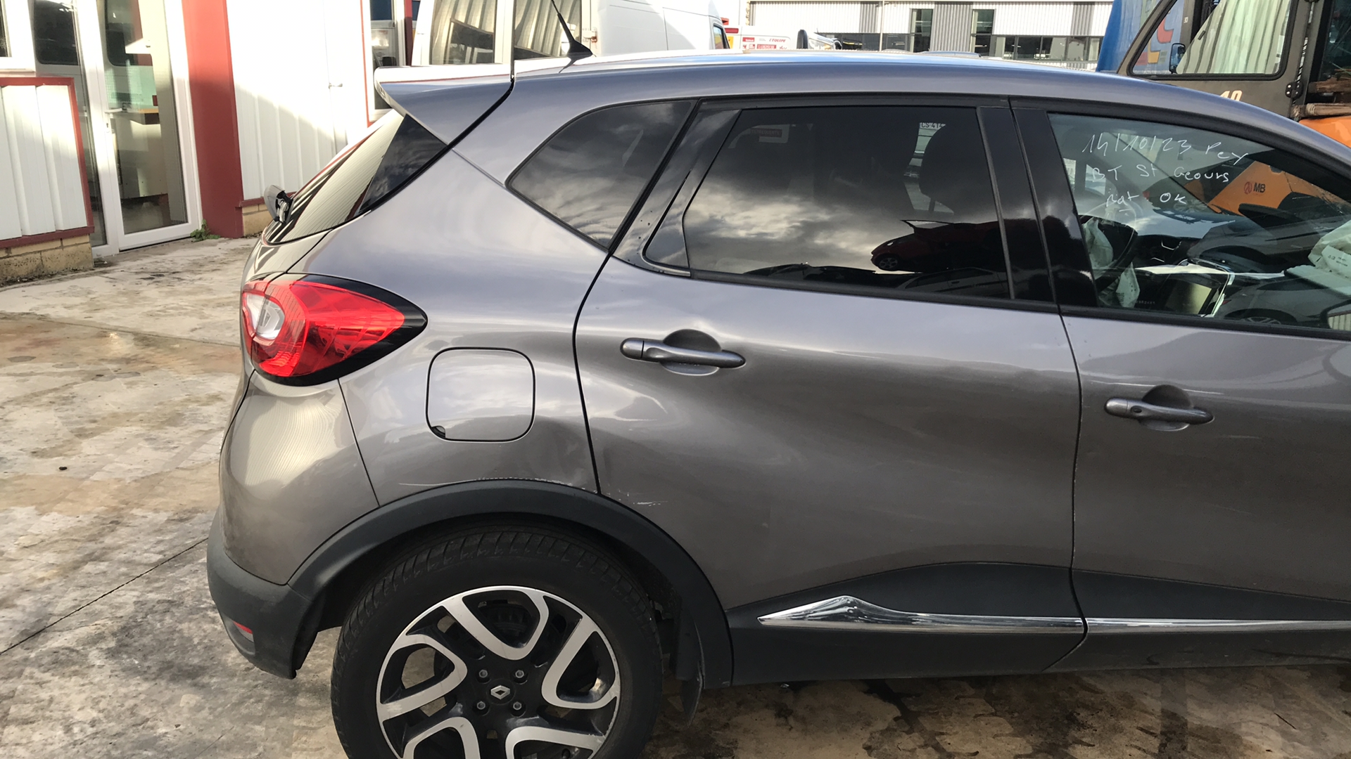 Image RENAULT CAPTUR 1