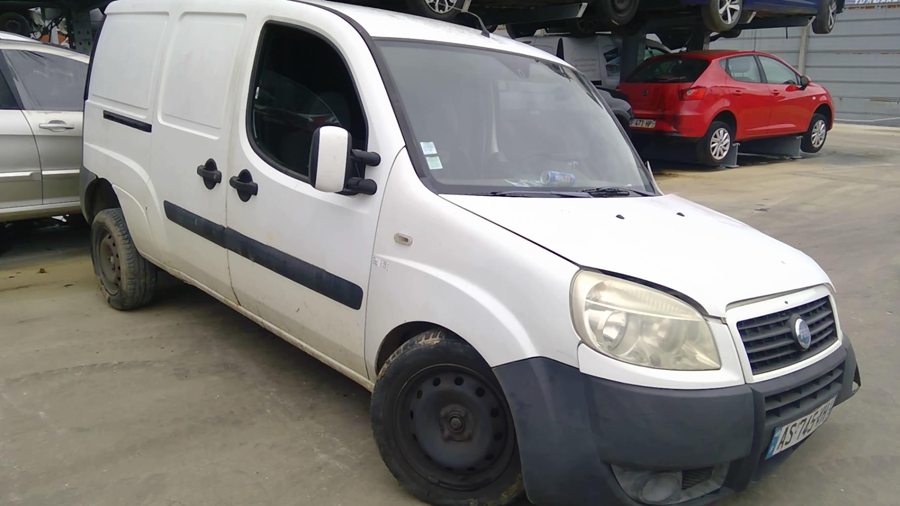 Image FIAT DOBLO 1