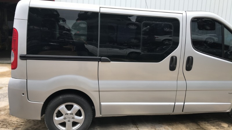 Image OPEL VIVARO 1