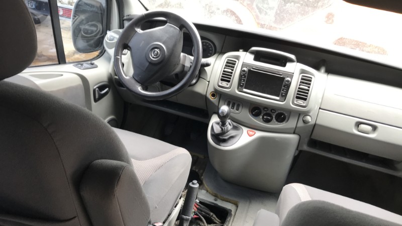 Image OPEL VIVARO 1