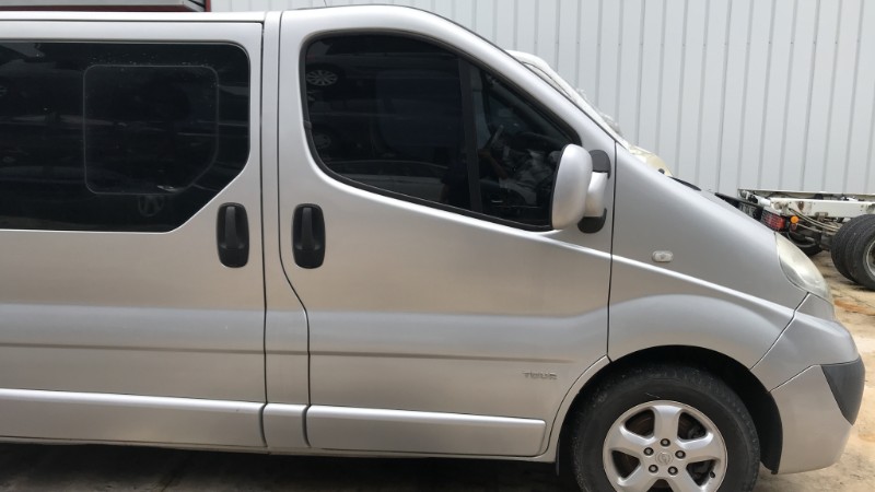 Image OPEL VIVARO 1