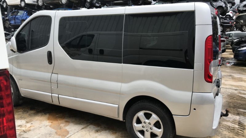 Image OPEL VIVARO 1