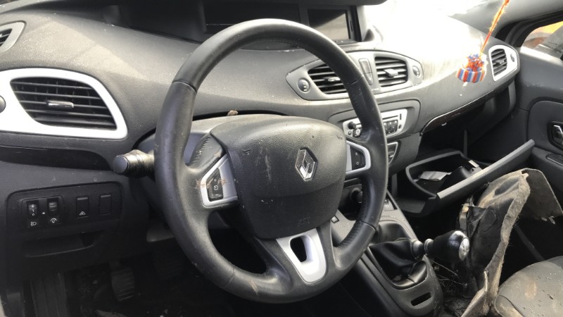 Image RENAULT SCENIC 3