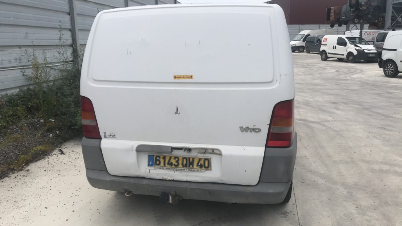 Image MERCEDES VITO 638