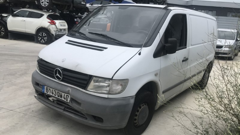 Image MERCEDES VITO 638