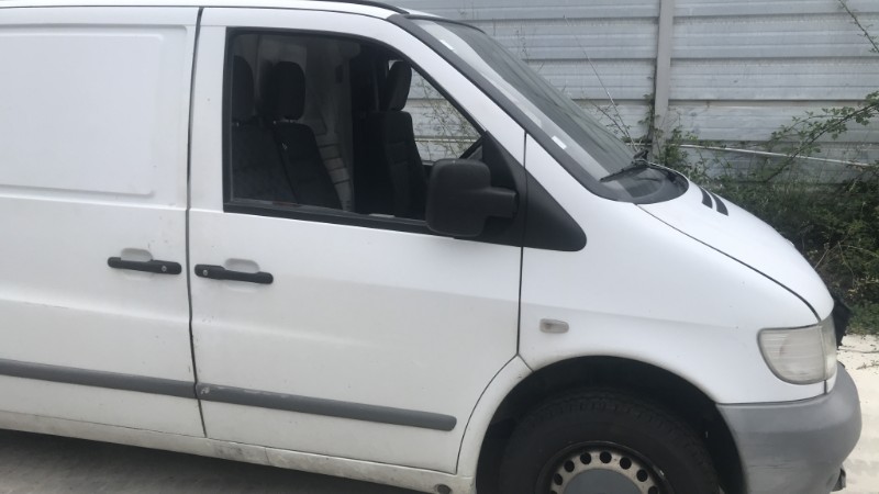 Image MERCEDES VITO 638