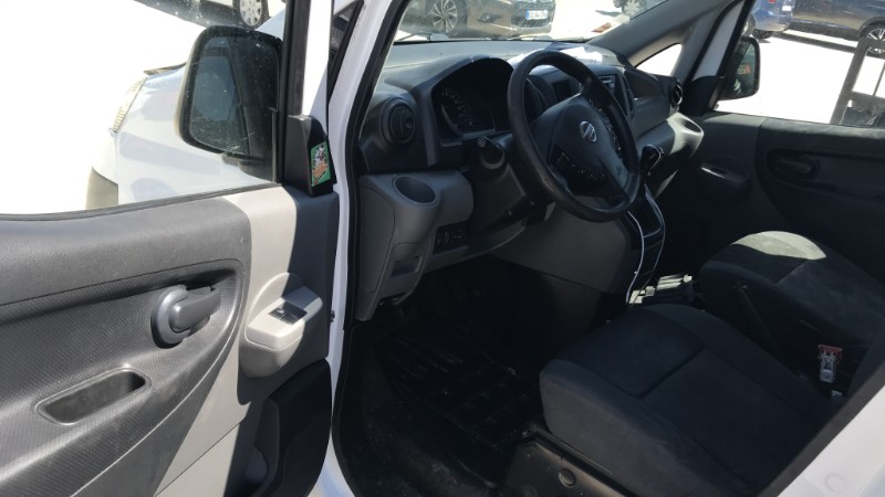 Image NISSAN NV200