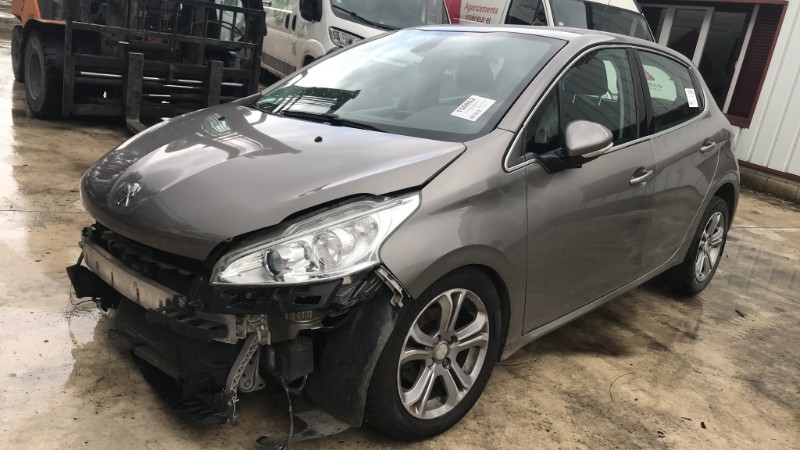 Image PEUGEOT 208 1