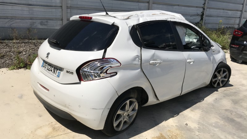 Image PEUGEOT 208 1