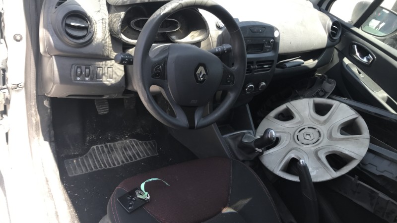 Image RENAULT CLIO 4