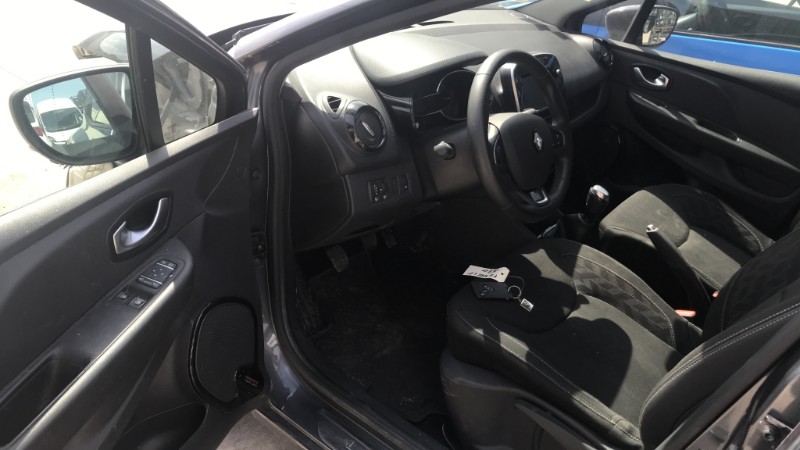 Image RENAULT CLIO 4