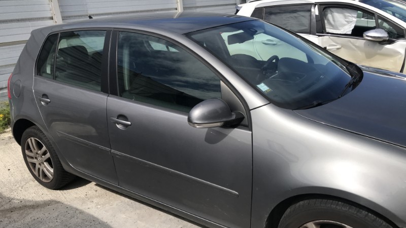 Image VOLKSWAGEN GOLF 5