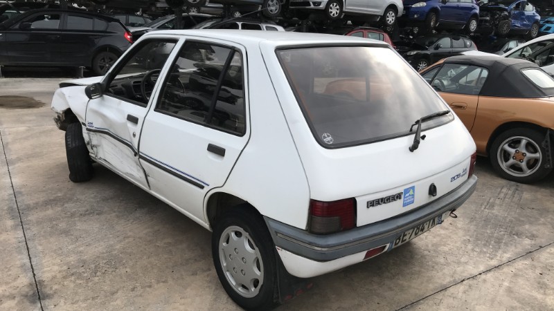 Image PEUGEOT 205