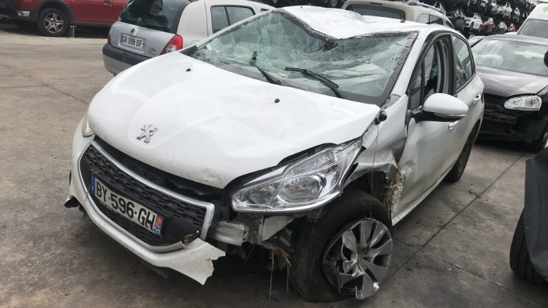 Image PEUGEOT 208 1