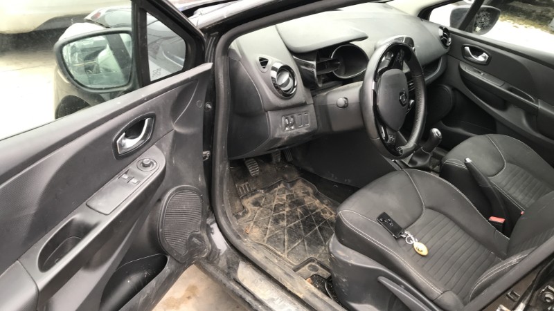 Image RENAULT CLIO 4