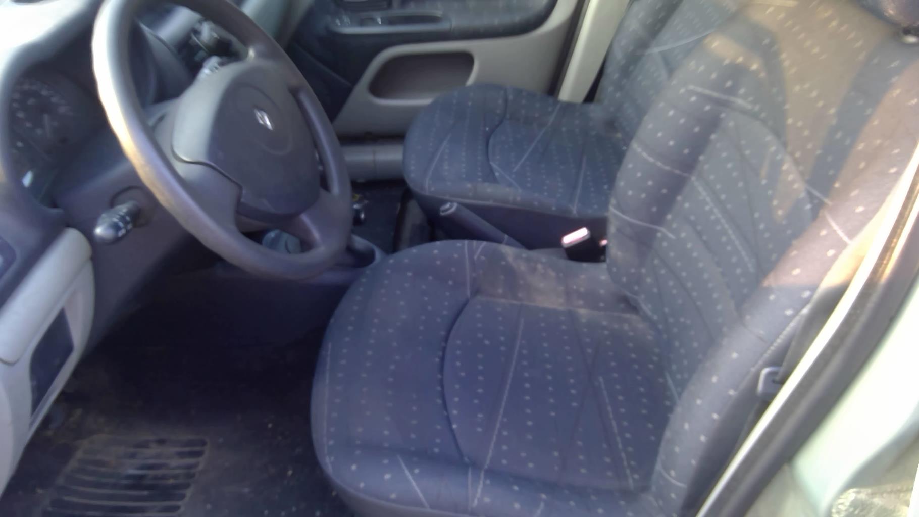 Image RENAULT CLIO 2