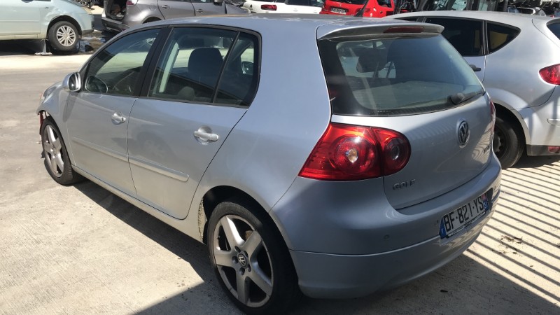 Image VOLKSWAGEN GOLF 5