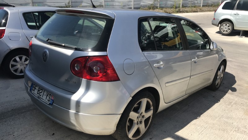 Image VOLKSWAGEN GOLF 5