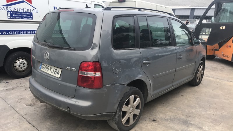 Image VOLKSWAGEN TOURAN 1