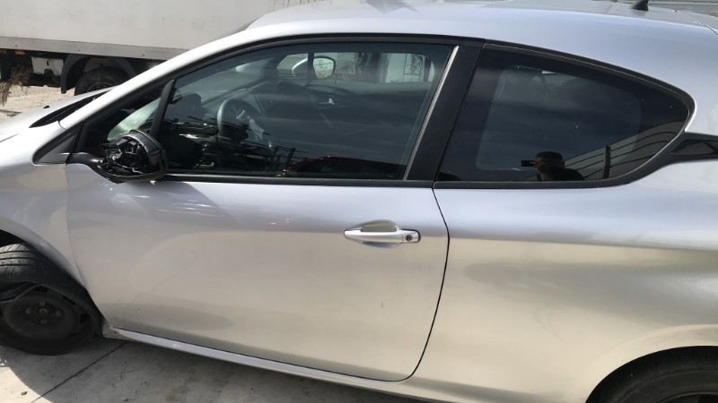 Image PEUGEOT 208 1