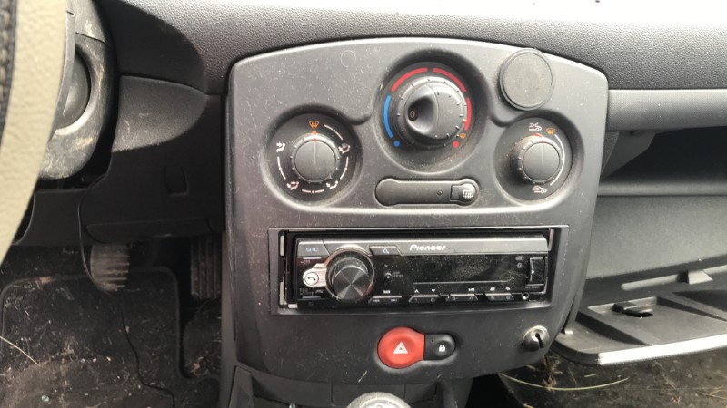 Image RENAULT CLIO 3