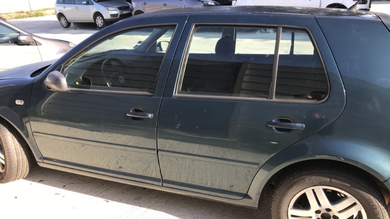 Image VOLKSWAGEN GOLF 4