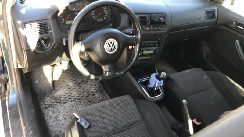 Image VOLKSWAGEN GOLF 4