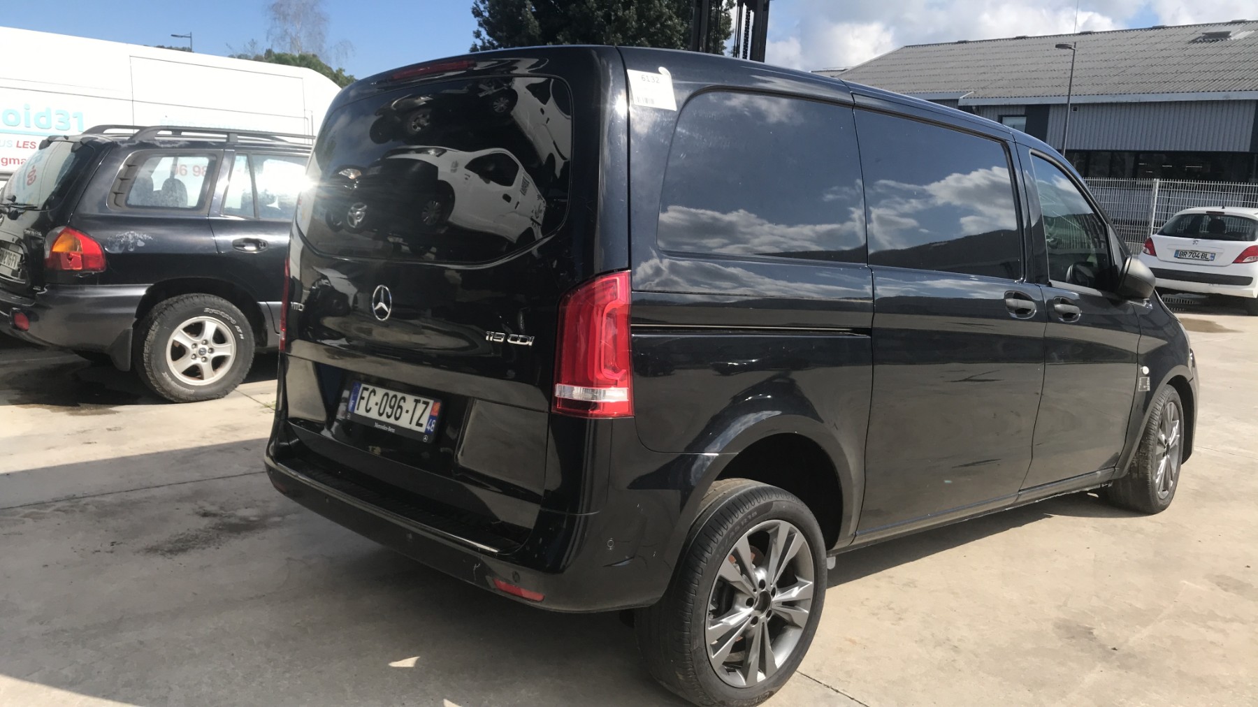 Image MERCEDES VITO 447