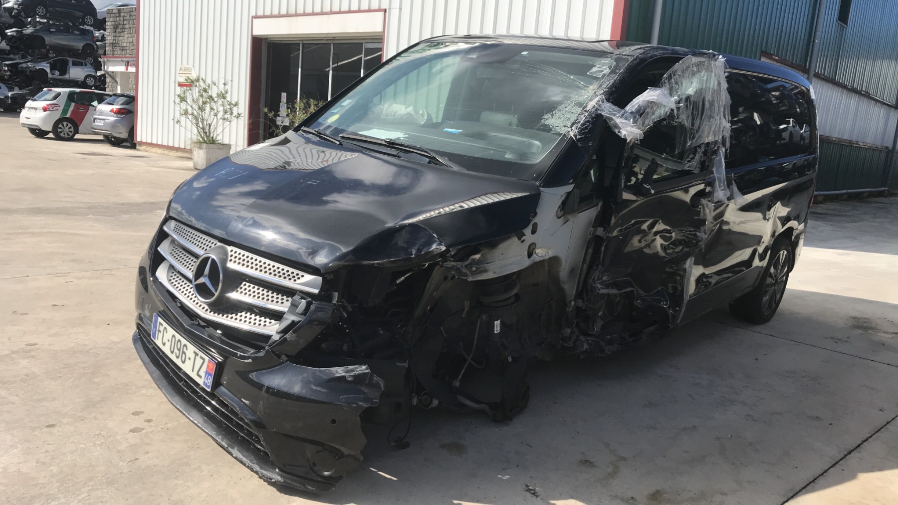 Image MERCEDES VITO 447