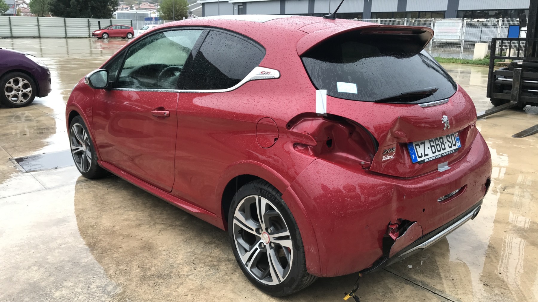 Image PEUGEOT 208 1