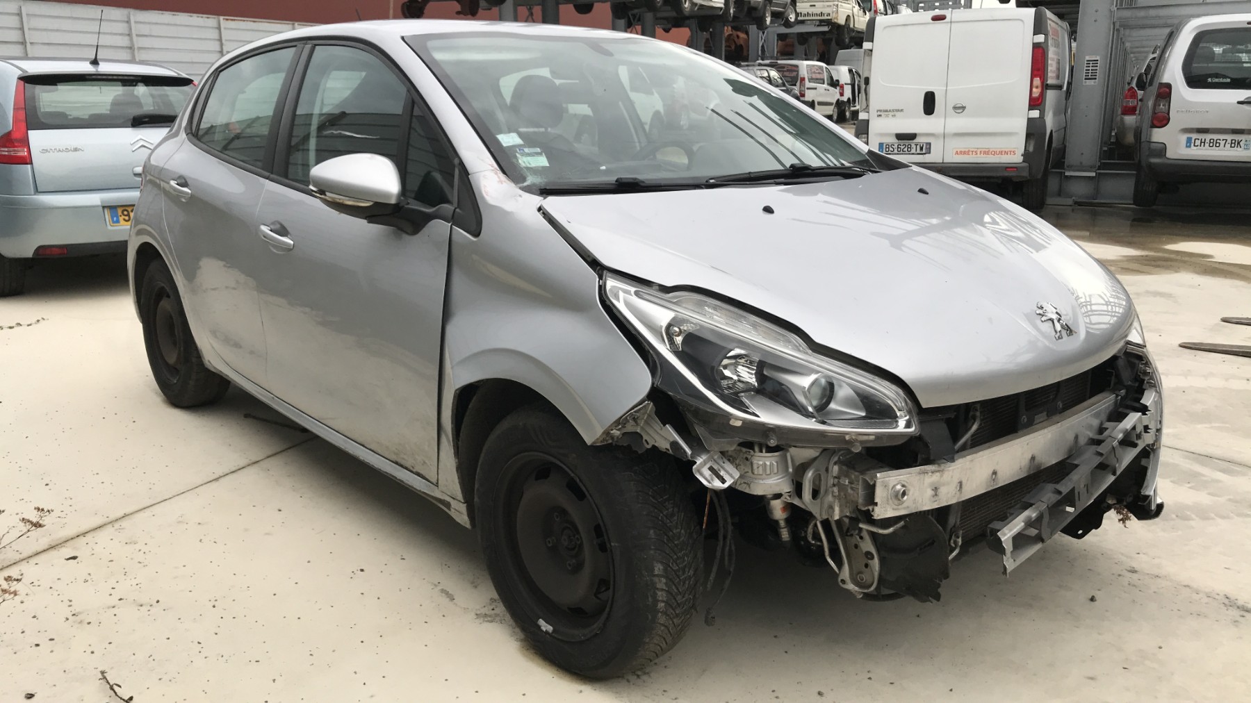 Image PEUGEOT 208 1