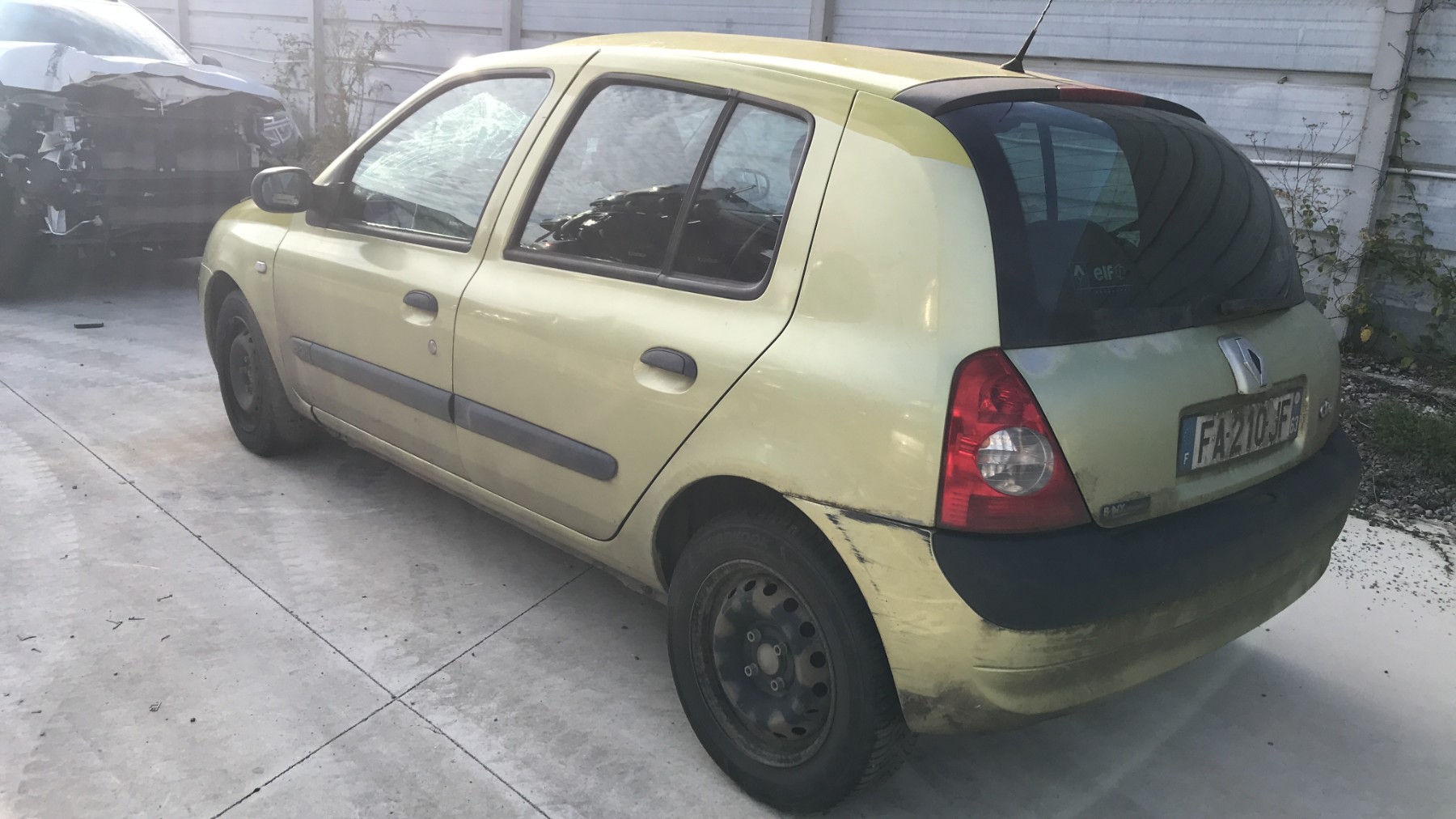 Image RENAULT CLIO 2