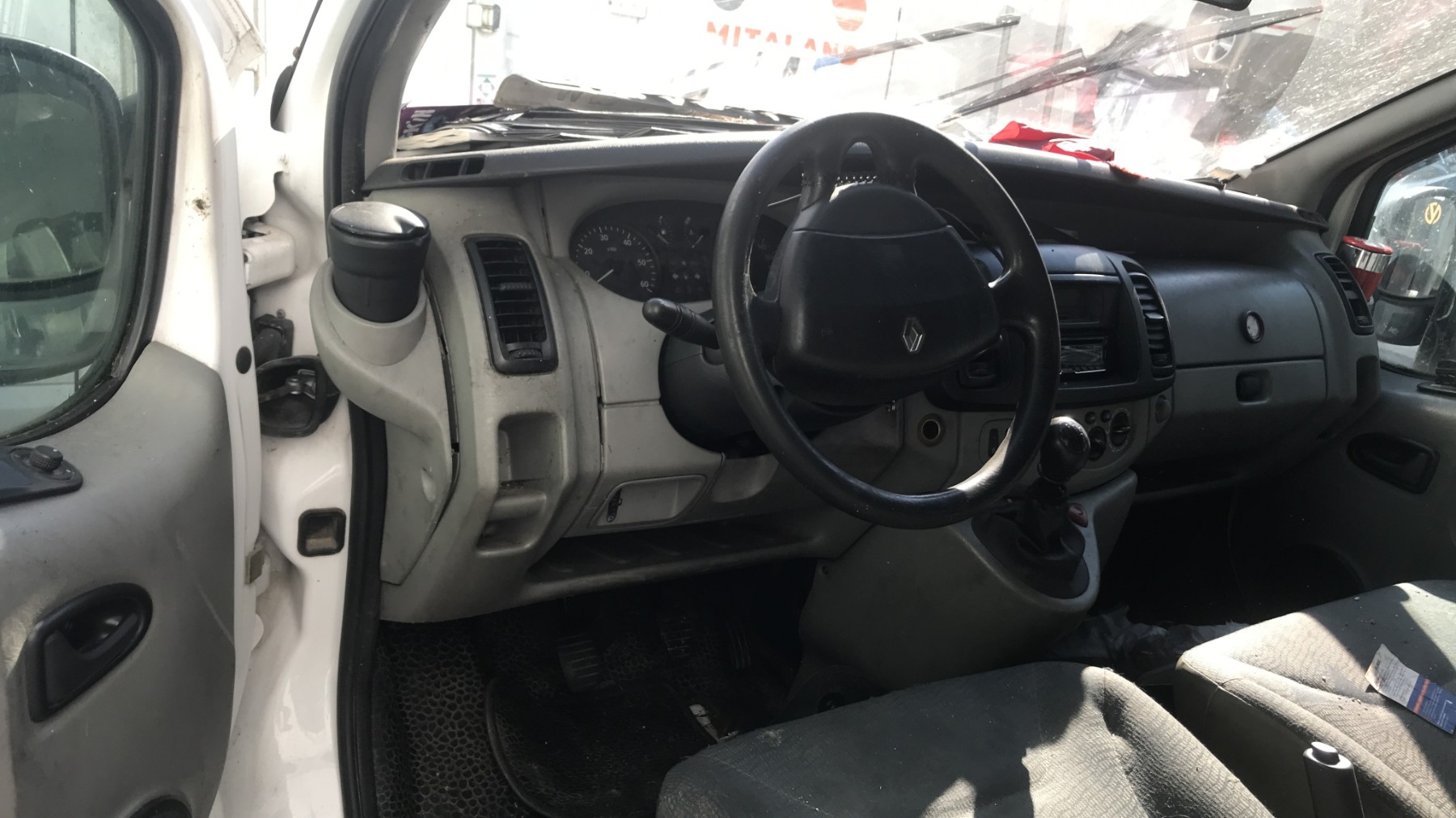 Image RENAULT TRAFIC 2