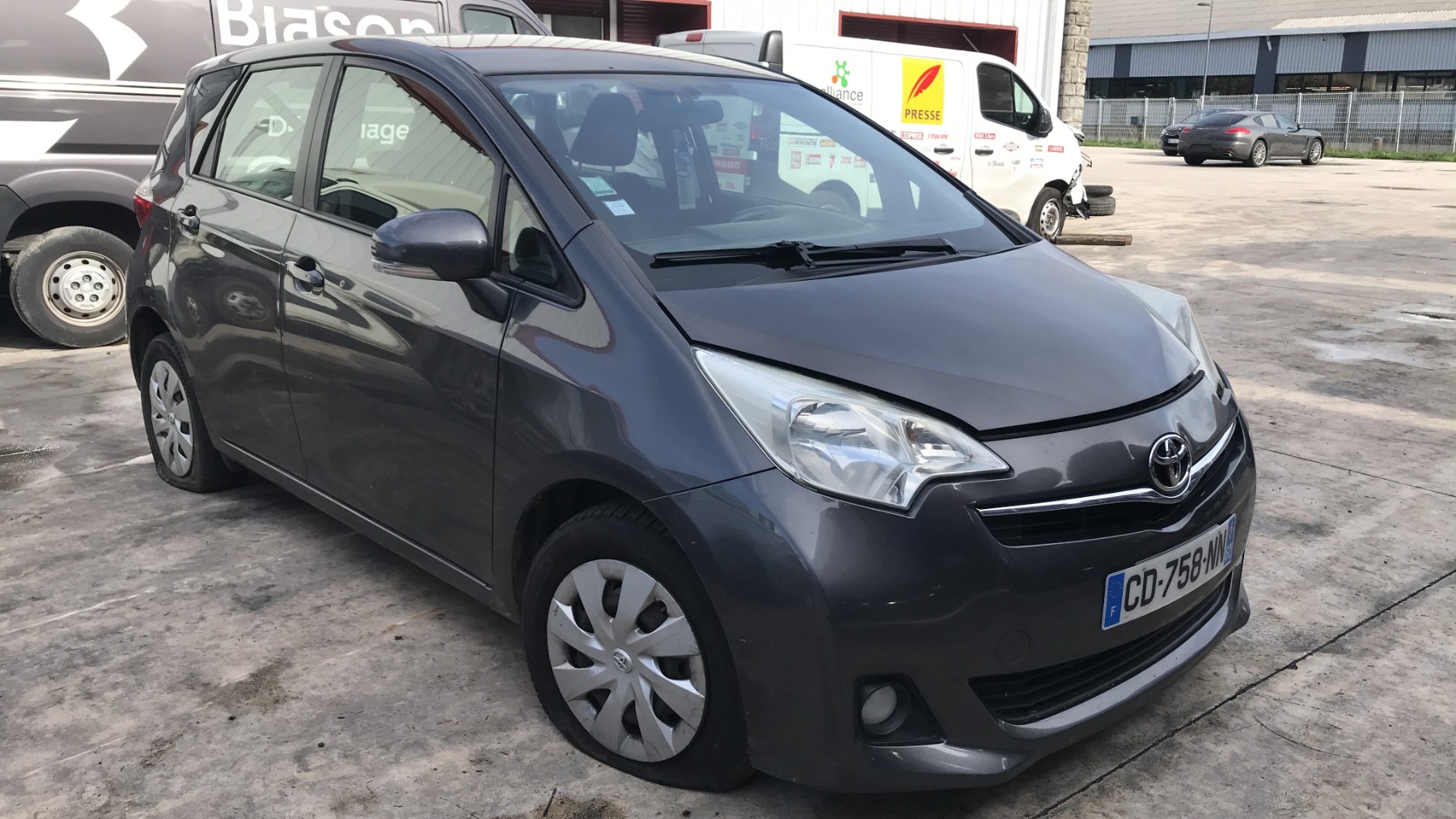 Image TOYOTA VERSO-S