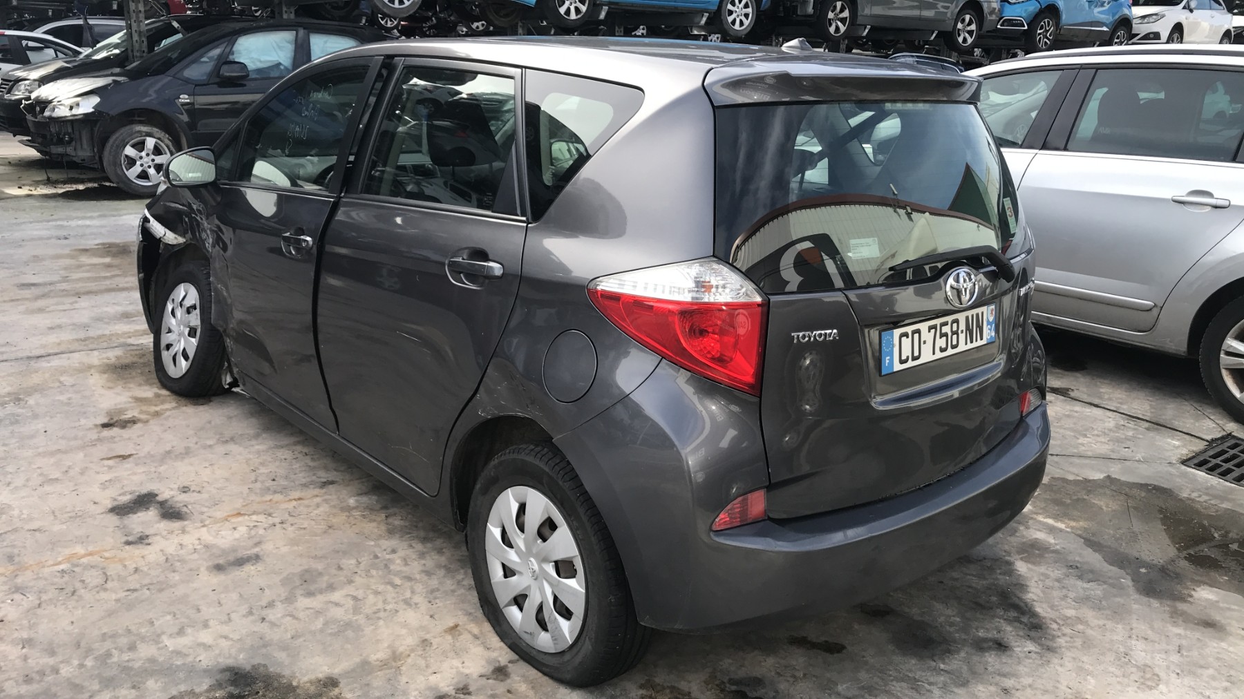 Image TOYOTA VERSO-S