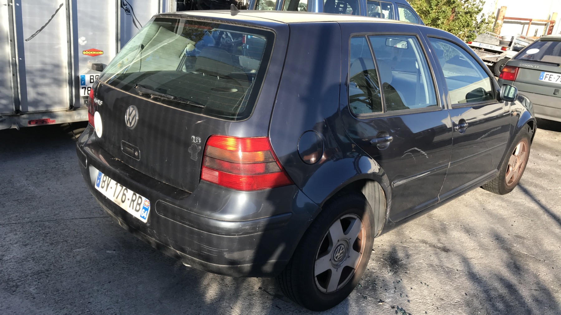 Image VOLKSWAGEN GOLF 4