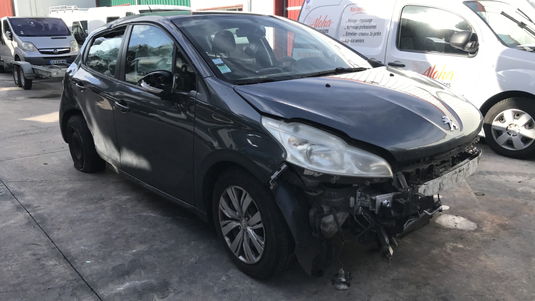 Image PEUGEOT 208 1