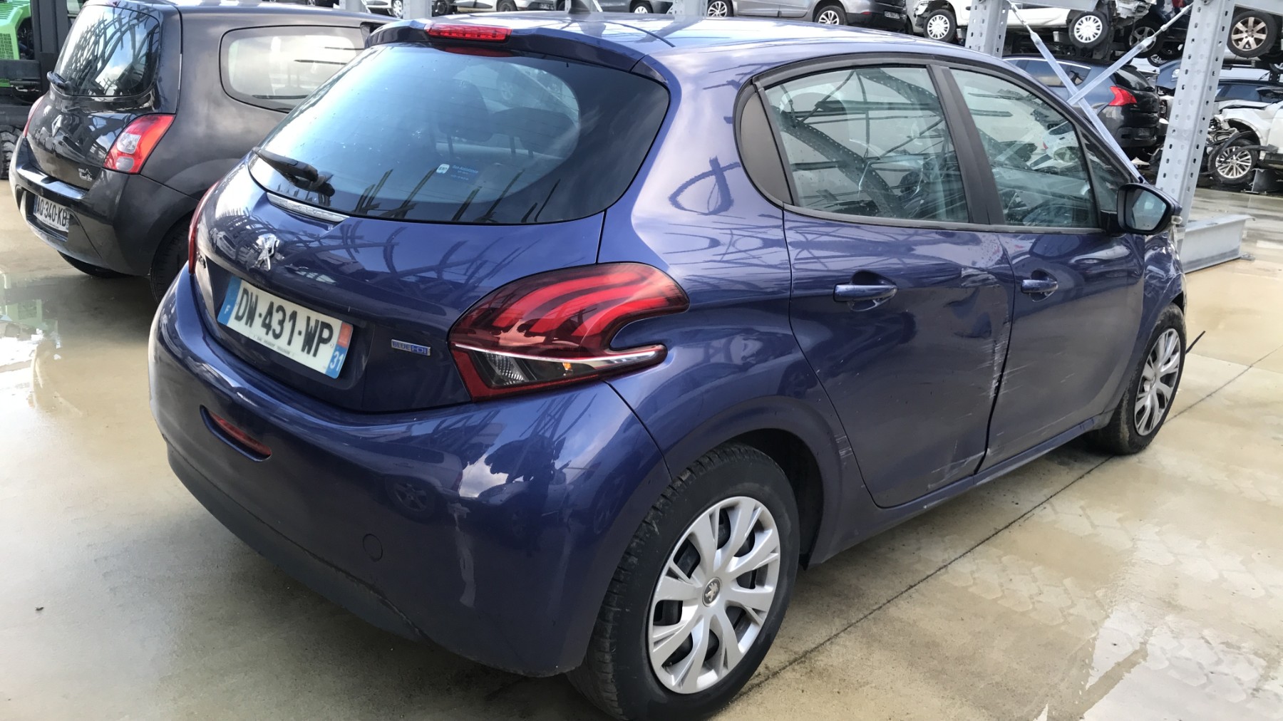 Image PEUGEOT 208 1