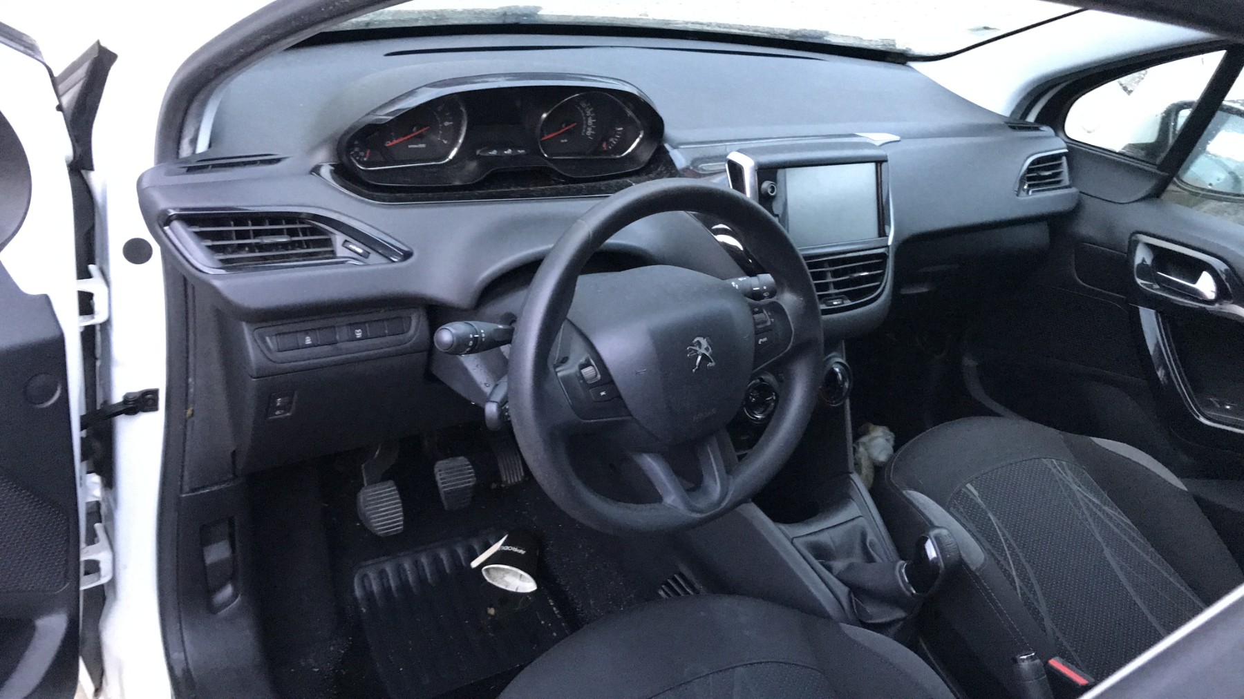 Image PEUGEOT 208 1