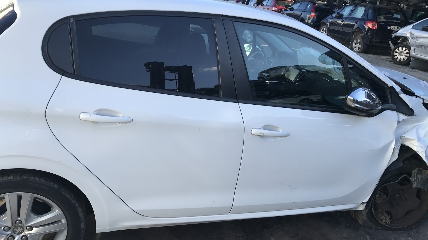 Image PEUGEOT 208 1