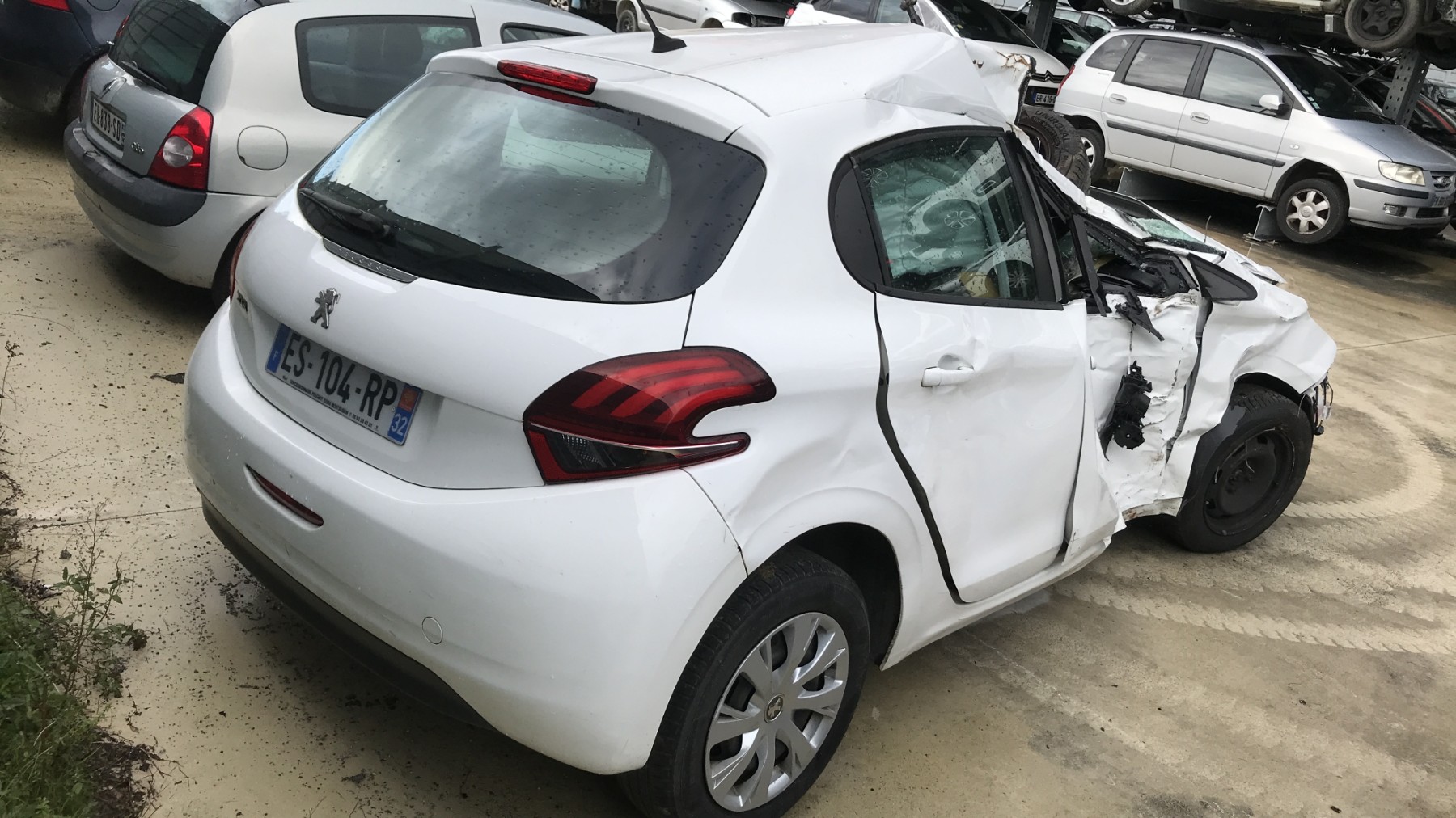 Image PEUGEOT 208 1