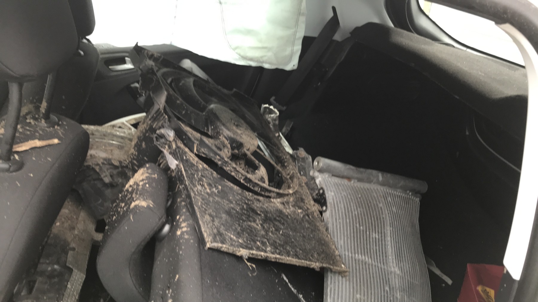 Image PEUGEOT 208 1