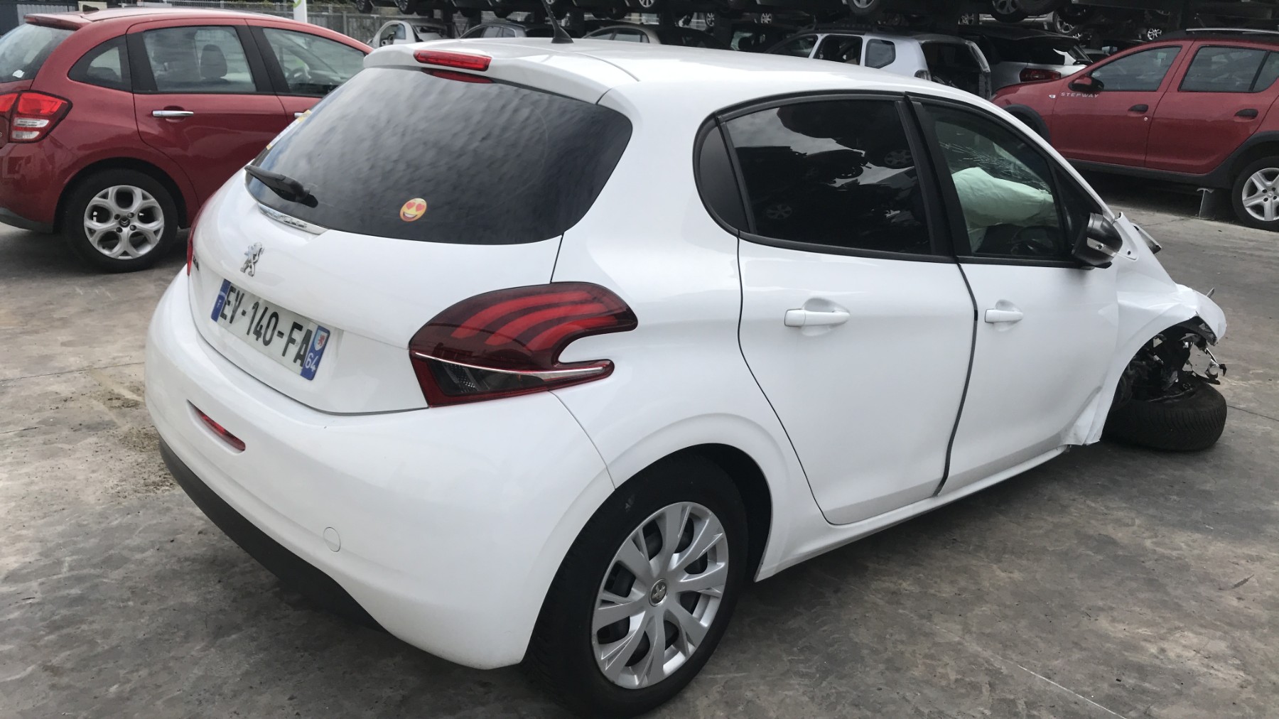 Image PEUGEOT 208 1